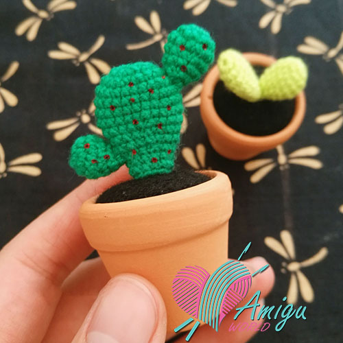 Mini cactus crochet – Chinese Pattern
