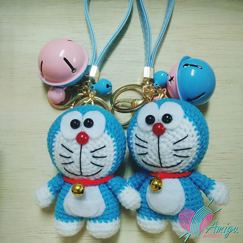 Doraemon keychain amigurumi – Thai pattern