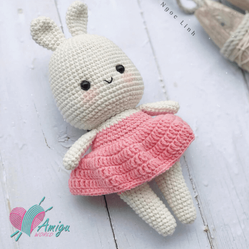 Cute Nina the little bunny amigurumi – English pattern