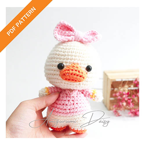 ami021-Daisy Duck crochet pattern amigurumi – English pattern