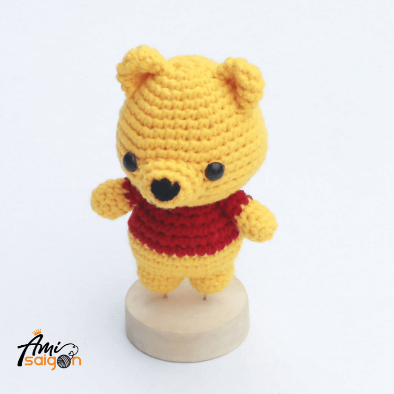 Pooh bear amigurumi free crochet pattern (Picture: AmiSaigon)