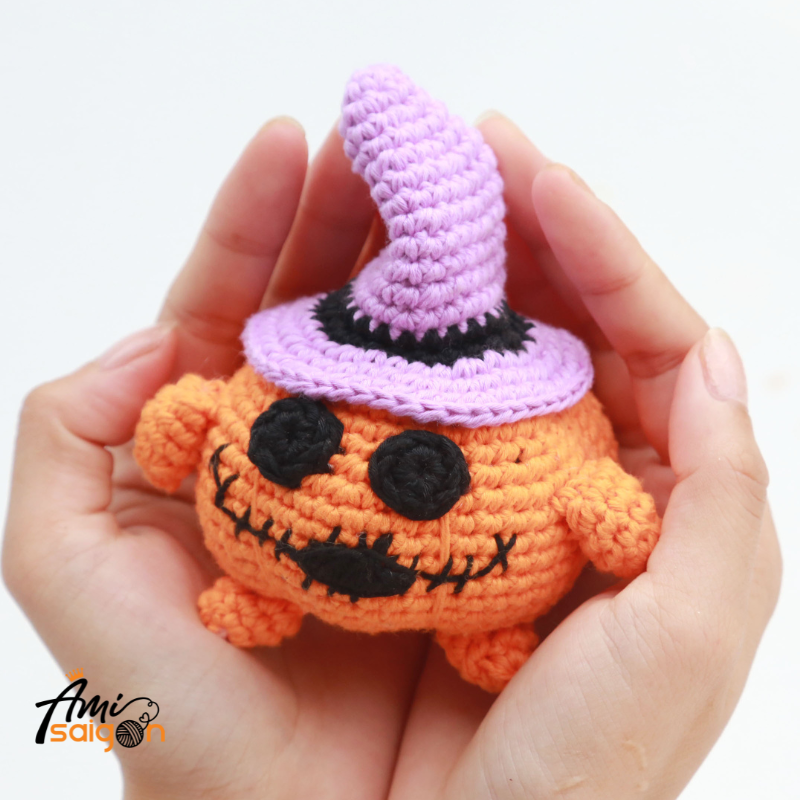 Amigurumi little Pumpkin Crochet pattern