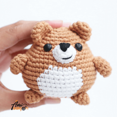 Free Chubby Bear amigurumi pattern for crochet lovers!