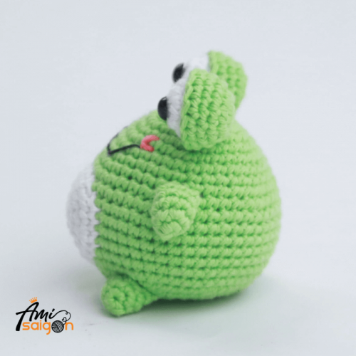 Chubby Frog crochet amigurumi pattern Ami Saigon