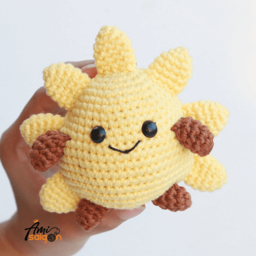 Little Amigurumi Sun free crochet pattern