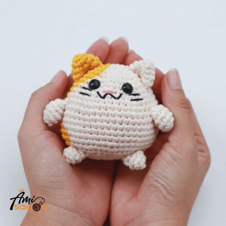 Chubby Cat free crochet amigurumi pattern - Ami Saigon