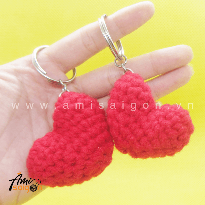 Crochet Heart keychain amigurumi free pattern