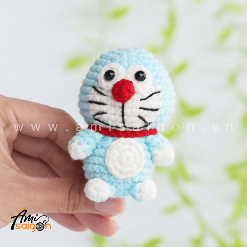 Doraemon Amigurumi Keychain Crochet pattern by AmiSaigon