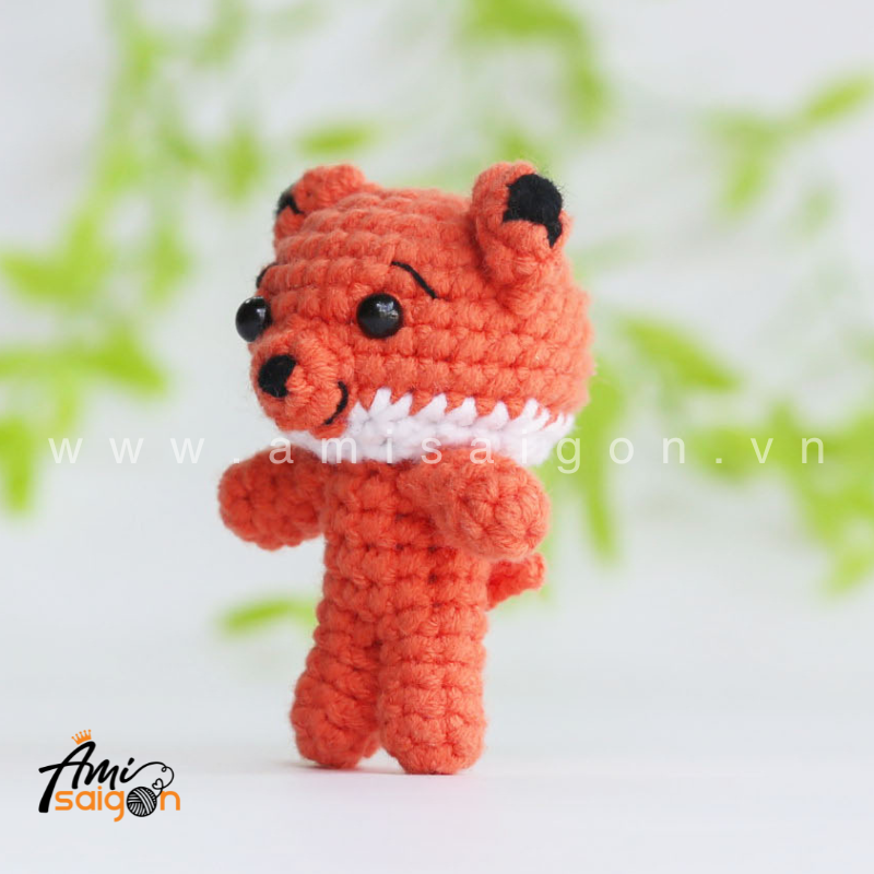 Tiny Fox Amigurumi Free Crochet pattern by AmiSaigon