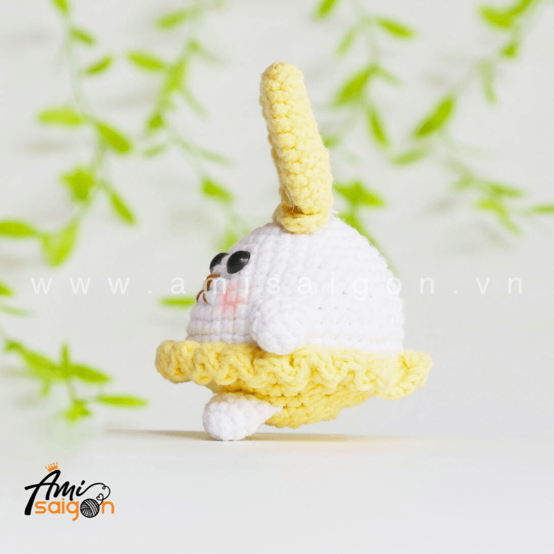 Rabbit with dress Amigurumi Free Crochet pattern by AmiSaigon