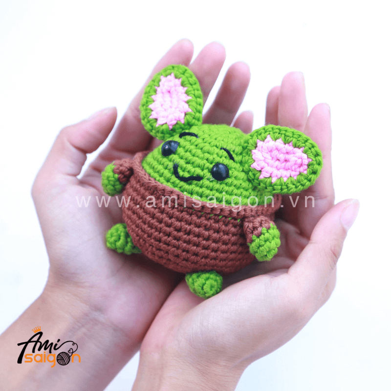 Thú bông nhân vật Baby Yoda bằng len amigurumi - Chart móc miễn phí (Ảnh: @amisaigonvn)