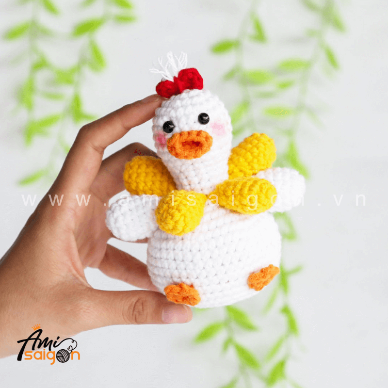 Chicken Flower Amigurumi Free Crochet pattern by AmiSaigon