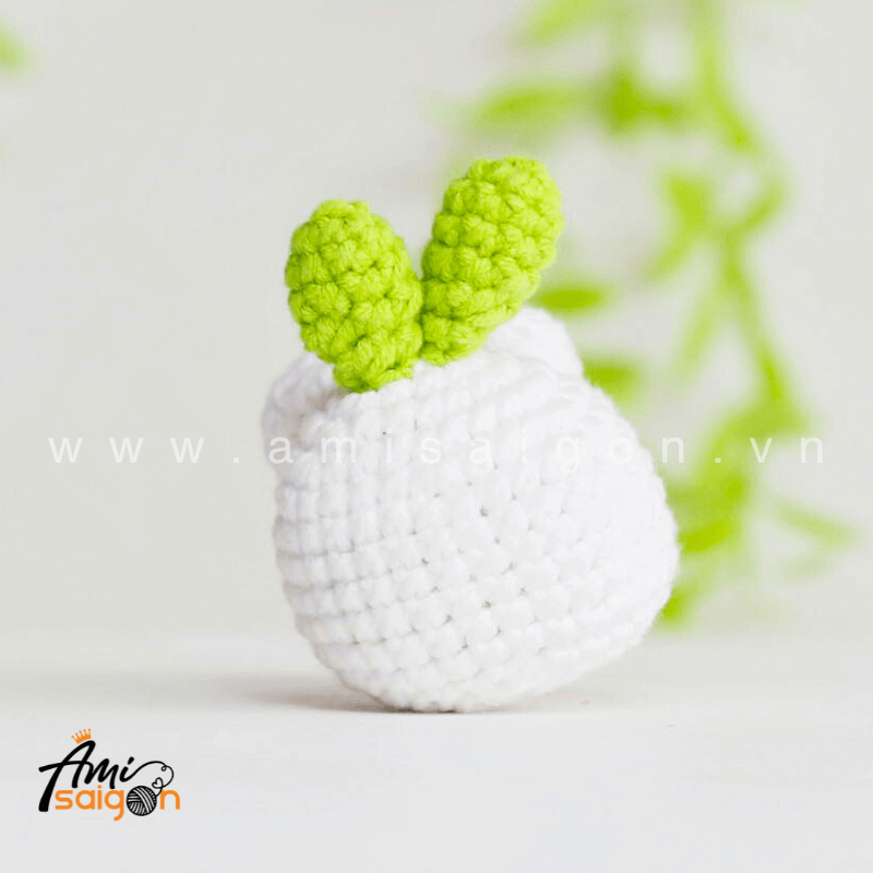 Cartoon Onion Amigurumi Free Crochet pattern by AmiSaigon