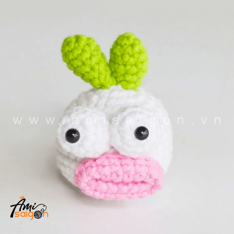 Cartoon Onion Amigurumi Free Crochet pattern by AmiSaigon