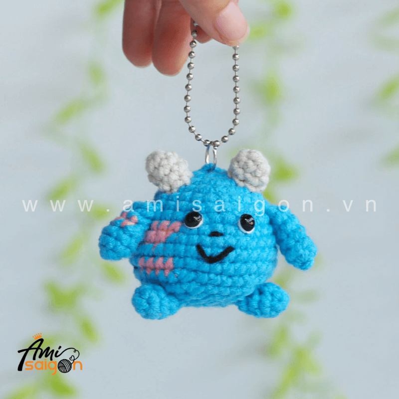 Móc khóa quái vật Sullivan Disney amigurumi - Chart móc miễn phí (Ảnh: @amisaigonvn)