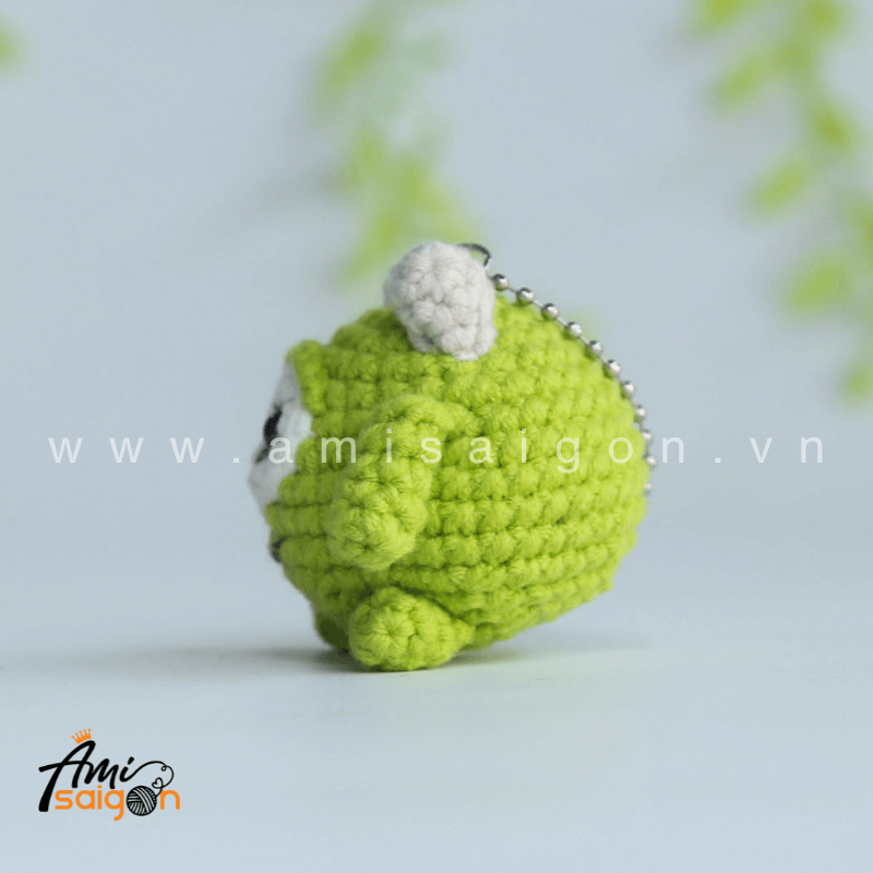 Móc khóa quái vật Wazowski Disney amigurumi - Chart móc miễn phí (Ảnh: @amisaigonvn)